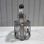 salt and pepper caddy