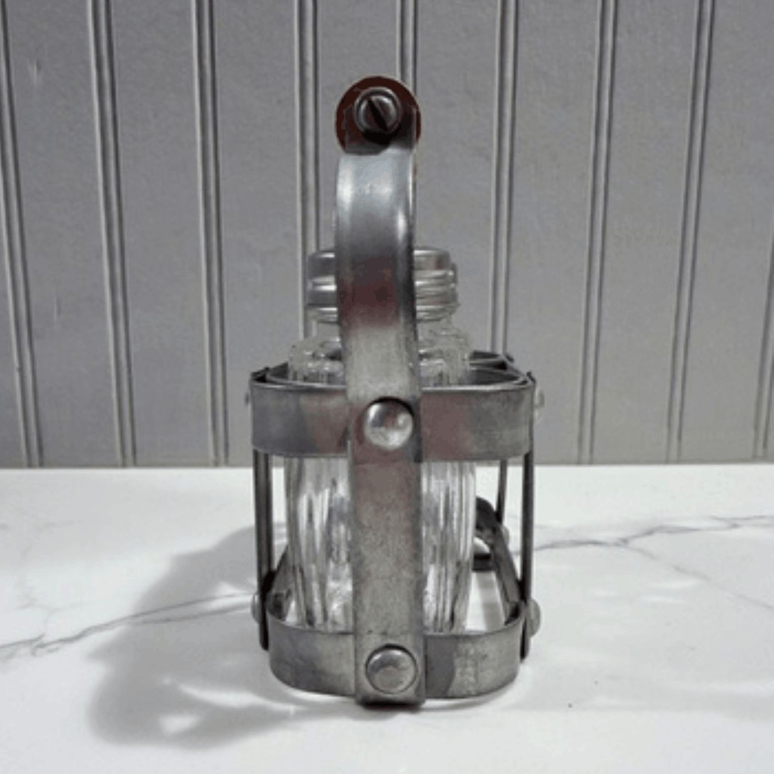 salt and pepper caddy